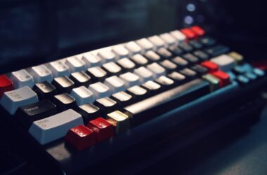 Compressed Air Duster and Keyboard Cleaner Spray