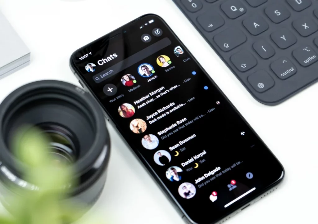 Check Facebook Messages without Messenger app on iPhone