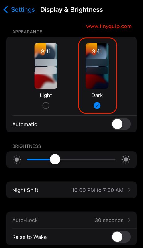 black keyboard on iPhone
