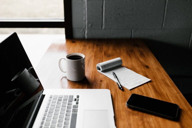 Best Habit Tracker Apps for Android and iPhone