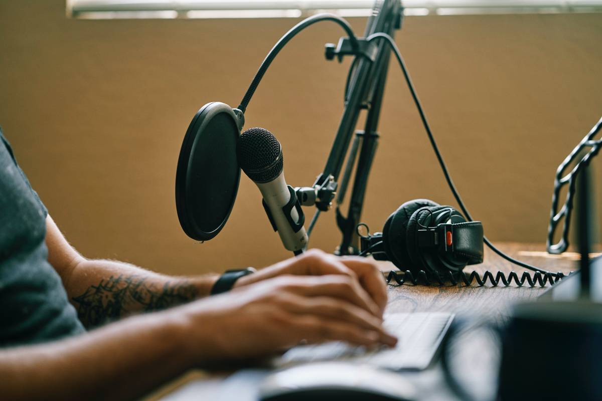 Podcast Scripte Podcast Script: Tips, Templates, and More