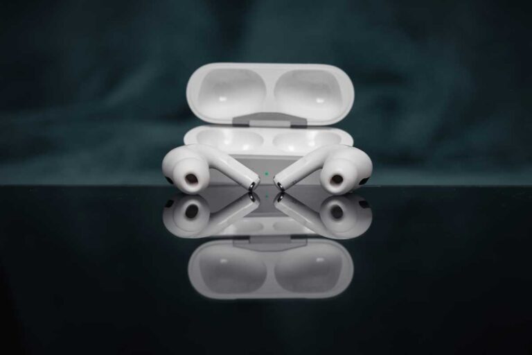 Apple AirPods