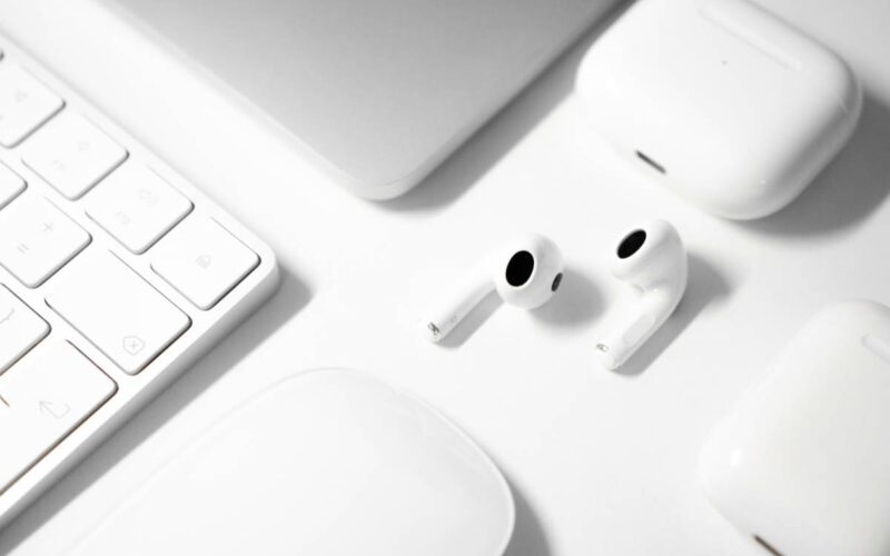 AirPods