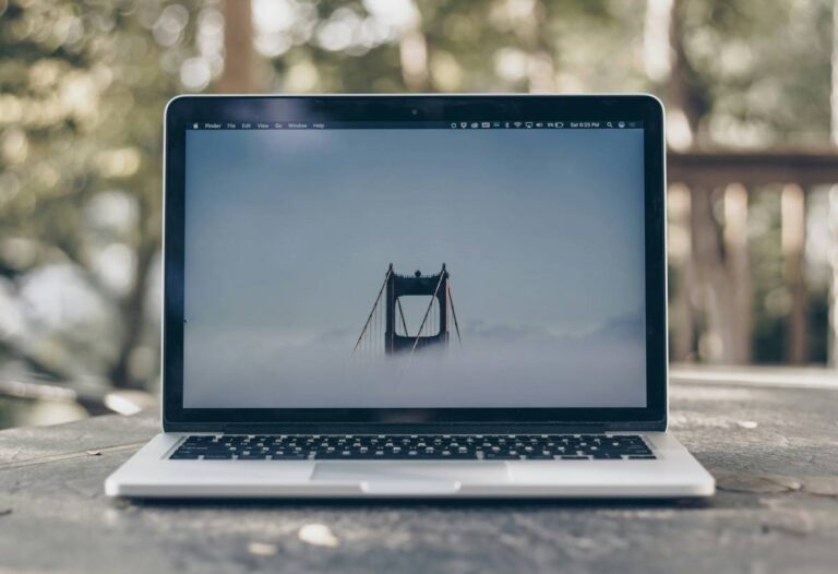 Best Screen Protectors for MacBook